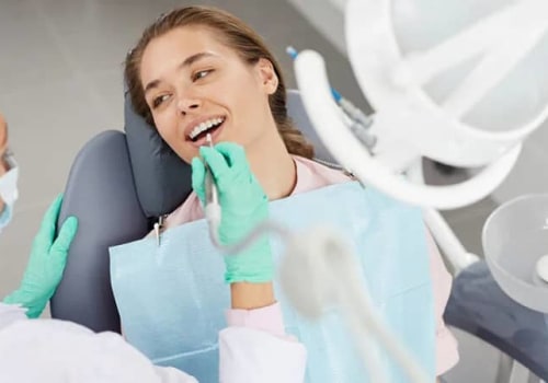 How can i find a qualified cosmetic dentist in my area?